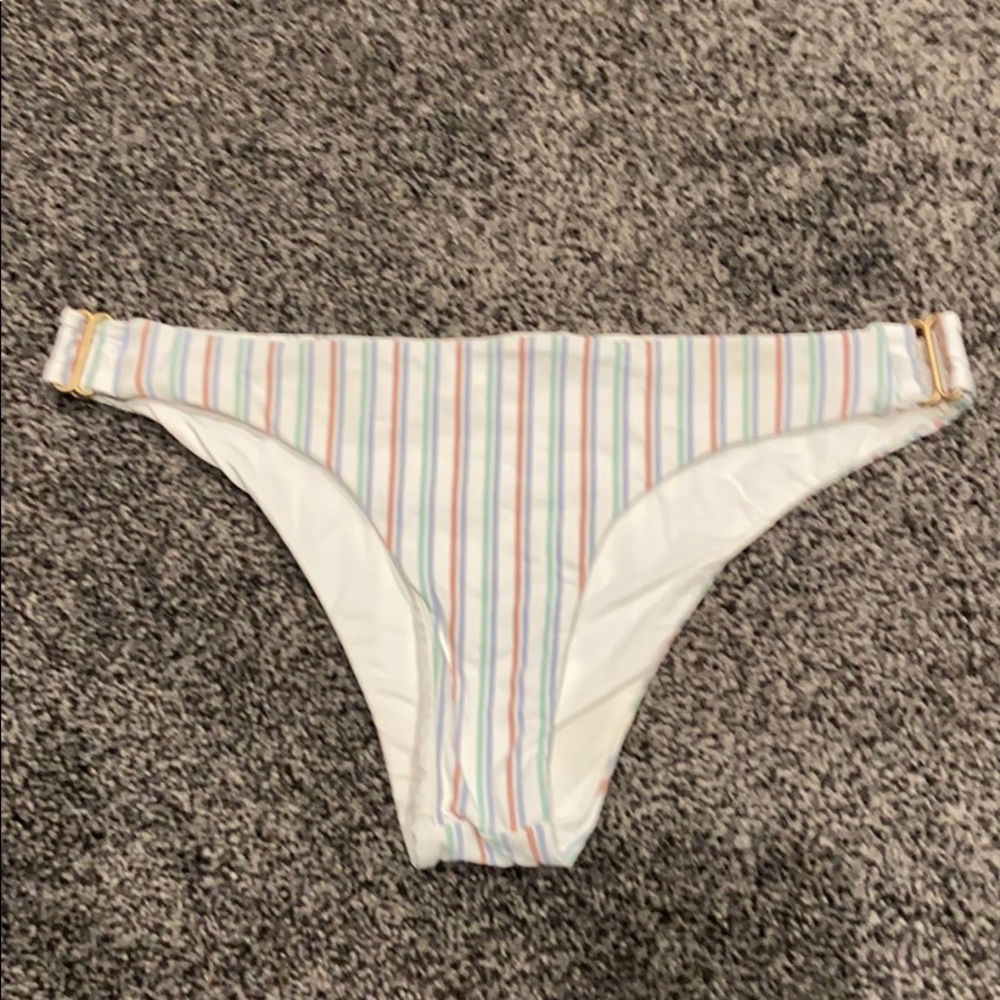 Lspace bottom medium